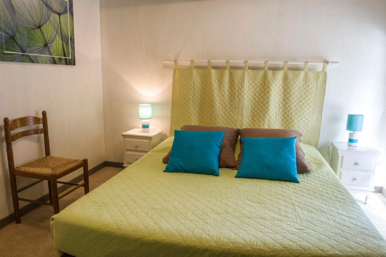 Auberge Du Bord Des Eaux - Demi-Pension Assuree Sur Reservation 생타망레조 외부 사진